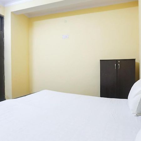 Spot On 61003 Kailash Dham ノイダ エクステリア 写真