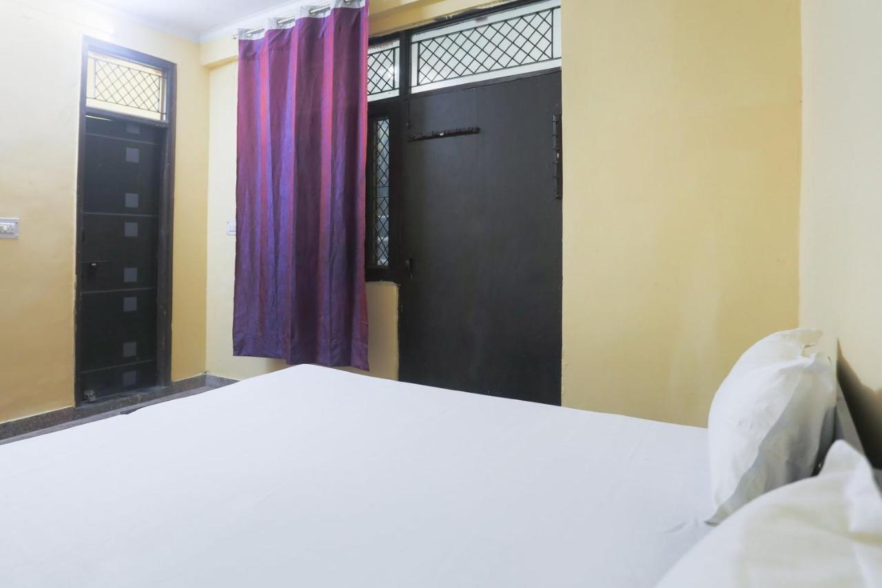 Spot On 61003 Kailash Dham ノイダ エクステリア 写真